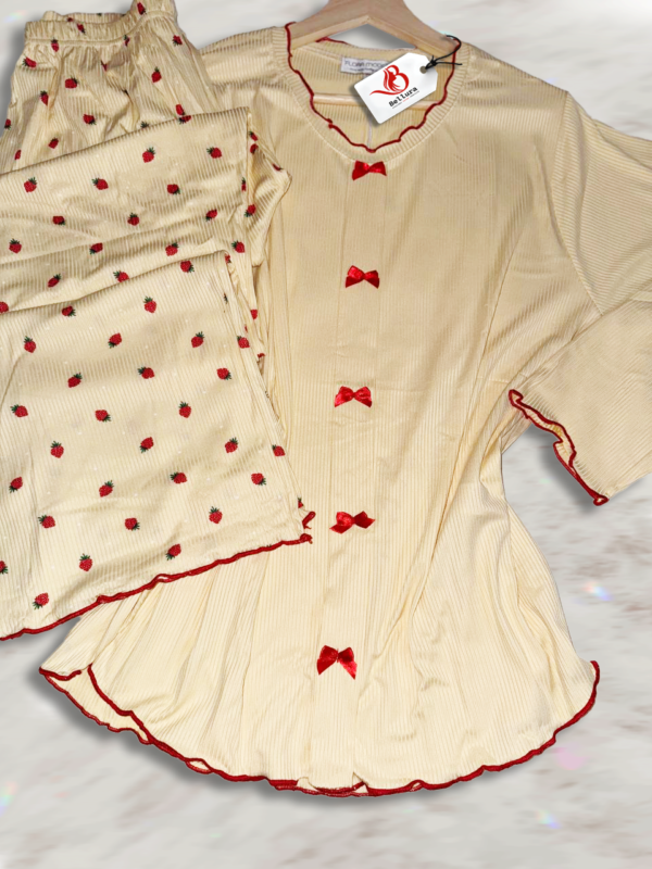 🌸 بيجاما نسائية – راحة وأناقة 💕👚 – Image 4